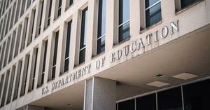 Federal Workers Sue Trump Administration Over Shutdown Emails