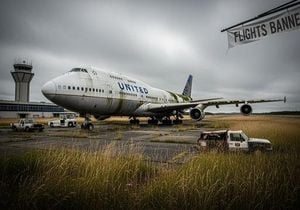United Airlines Ends Regional Buses And Cuts Domestic Flights