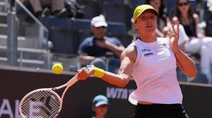 Iga Swiatek Upset By Danielle Collins At Italian Open