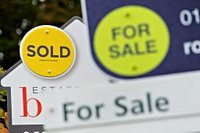 Average five-year mortgage falls below 5% for first time since May 2023