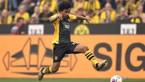 Karim Adeyemi Shines As Dortmund Beats Lille