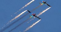 'Breathtaking' spitfires take to the sky despite safety issues at balloon show