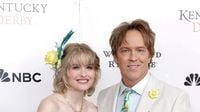 Dannielynn Birkhead, 18, honors late mom Anna Nicole Smith by wearing archival jewelry for 'first time'