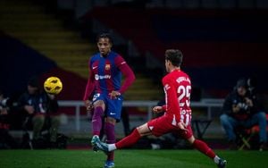 Barcelona Faces Atlético Madrid In La Liga Showdown