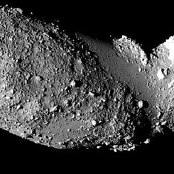 Asteroit Itokawa'nın Olağanüstü Pürüzsüz Bölgeleri