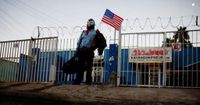 США продлят стену на границе с Мексикой еще на 11 км - Зеркало.az