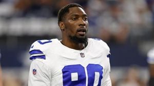 DeMarcus Lawrence Joins Seattle Seahawks With Rich New Contract