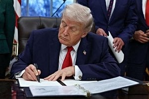 Trump Sues IRS And Treasury For Ten Billion Dollars