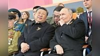 ロシア、対ドイツ戦勝８０年軍事パレード、中国の習近平氏出席…プーチン氏、ナチスと軍国日本を名指し非難
