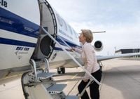 Up in the air: Bulgaria contradicts von der Leyen claims of Russian interference on plane - Euractiv