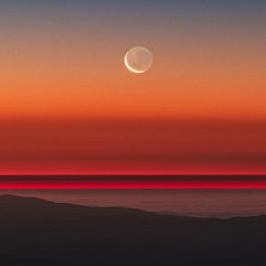  Old Moon in the New Moon's Arms 