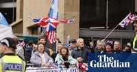 Anti-immigration protesters and counter-protesters clash in Glasgow