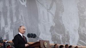 Putin's Victory Day Parade Justifies Ukraine War