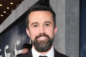 Rob McElhenney Legally Changes Name To Rob Mac