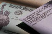 Is the IRS sending out $1400 stimulus checks? Here's what to know.