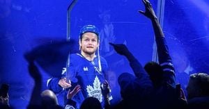 Maple Leafs Edge Panthers In Thrilling Game 1
