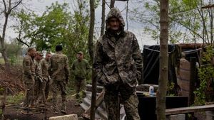 Putin Proposes Direct Talks With Ukraine Amid Ceasefire Pressure