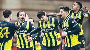 Manchester City Escapes FA Cup Shock With Late De Bruyne Goal