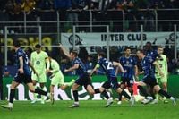 إنتر ميلان يقهر برشلونة 3/4 بعد مباراة ماراثونية ويتأهل لنهائي دوري أبطال أوروبا
