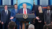 Trump Weighs GOP National Convention Before Midterm Elections