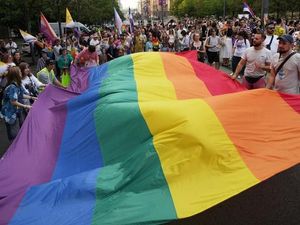 Belgrade Pride March Unites Against Police Crackdown