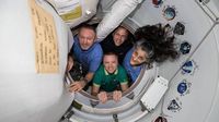 Gestrandete Astronauten: Dragon-Kapsel auf der Erde gelandet