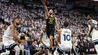 Steph Curry’s hamstring injury update: How serious is it? Will he be back for Game 2 against the Timberwolves?