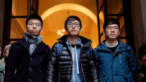 Hong Kong's Pro-Democracy Activists Await Sentencing