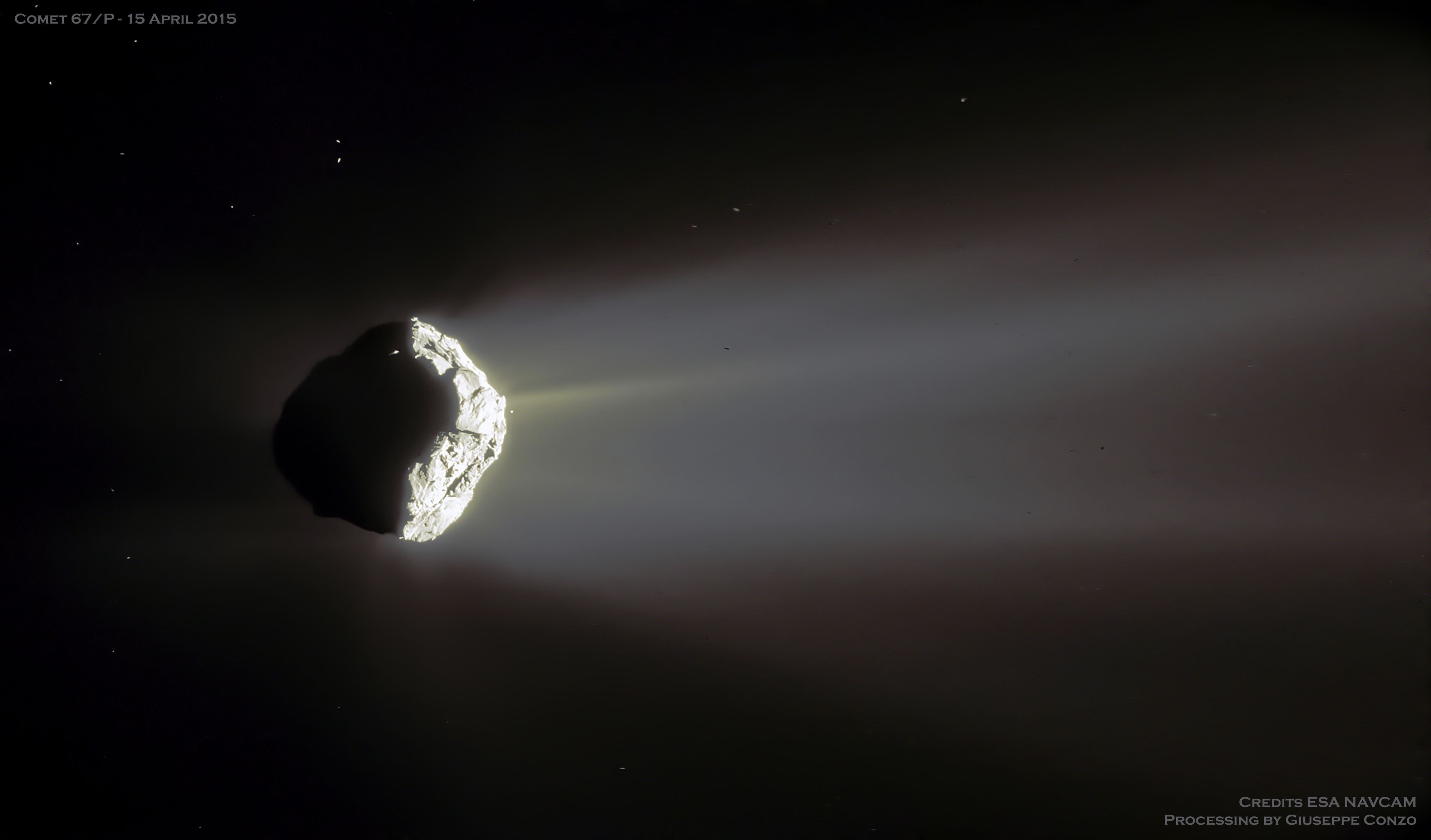  Comet Churyumov Gerasimenko in Crescent 