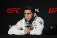 Махачев готов к бою с новым чемпионом UFC в полусреднем весе Маддаленой
