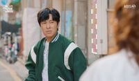 '독수리5형제' 김동완, 방 보증금 엄지원 주고 찜질방 생활 시작...유인영 속도 모르고 "비겁한 놈"