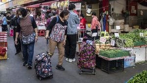 China Sees Inflation Hit Five-Month Low