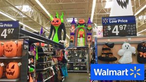 Walmart Unveils Spooktacular Halloween And Fall Décor