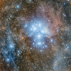Messier 45: Atlas ile Pleione’nin Kızları
