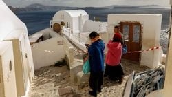 Santorini’deki 25 Bin Depremlik “Sismik Sürü”, 30 Kilometrelik Magma Kanalından Kaynaklandı.