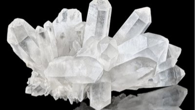 Maddenin Halleri: Katı Cisimler Nelerdir ve Nasıl Oluşurlar?