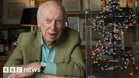 James Watson: DNA pioneer dies at 97