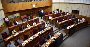 Chaos Erupts At Paraná Assembly As Lawmakers Clash