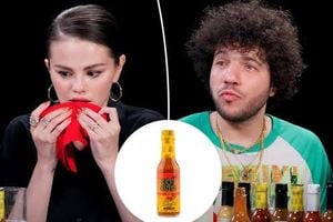 Selena Gomez And Benny Blanco Spice Things Up On Hot Ones