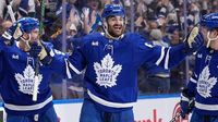 Toronto Maple Leafs hold on for Game 1 win after goalie Anthony Stolarz exits game