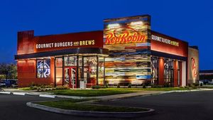 Red Robin Plans Strategic Closures To Revitalize Brand