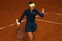 Emma Raducanu overcomes wobble to march on in Rome